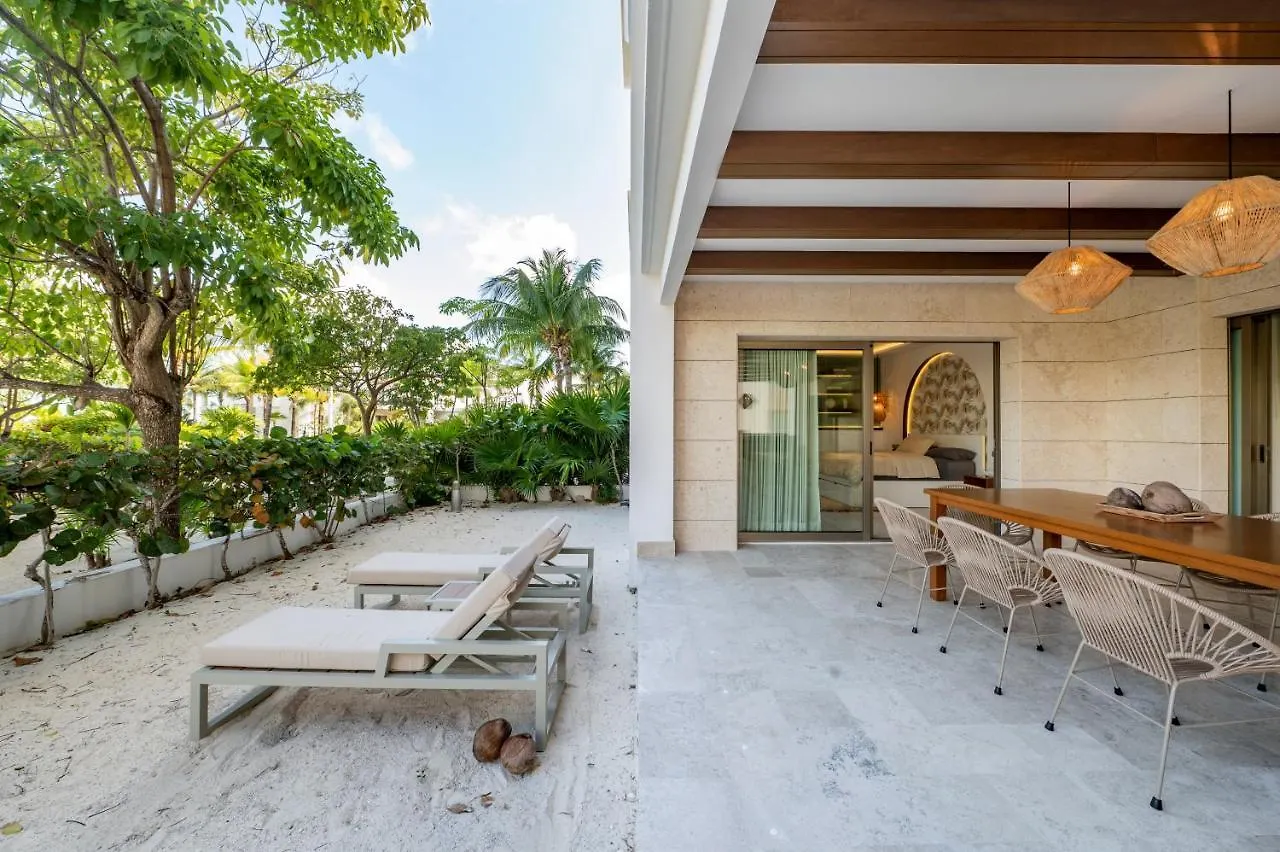 La Amada Cancun Daire 0*,
