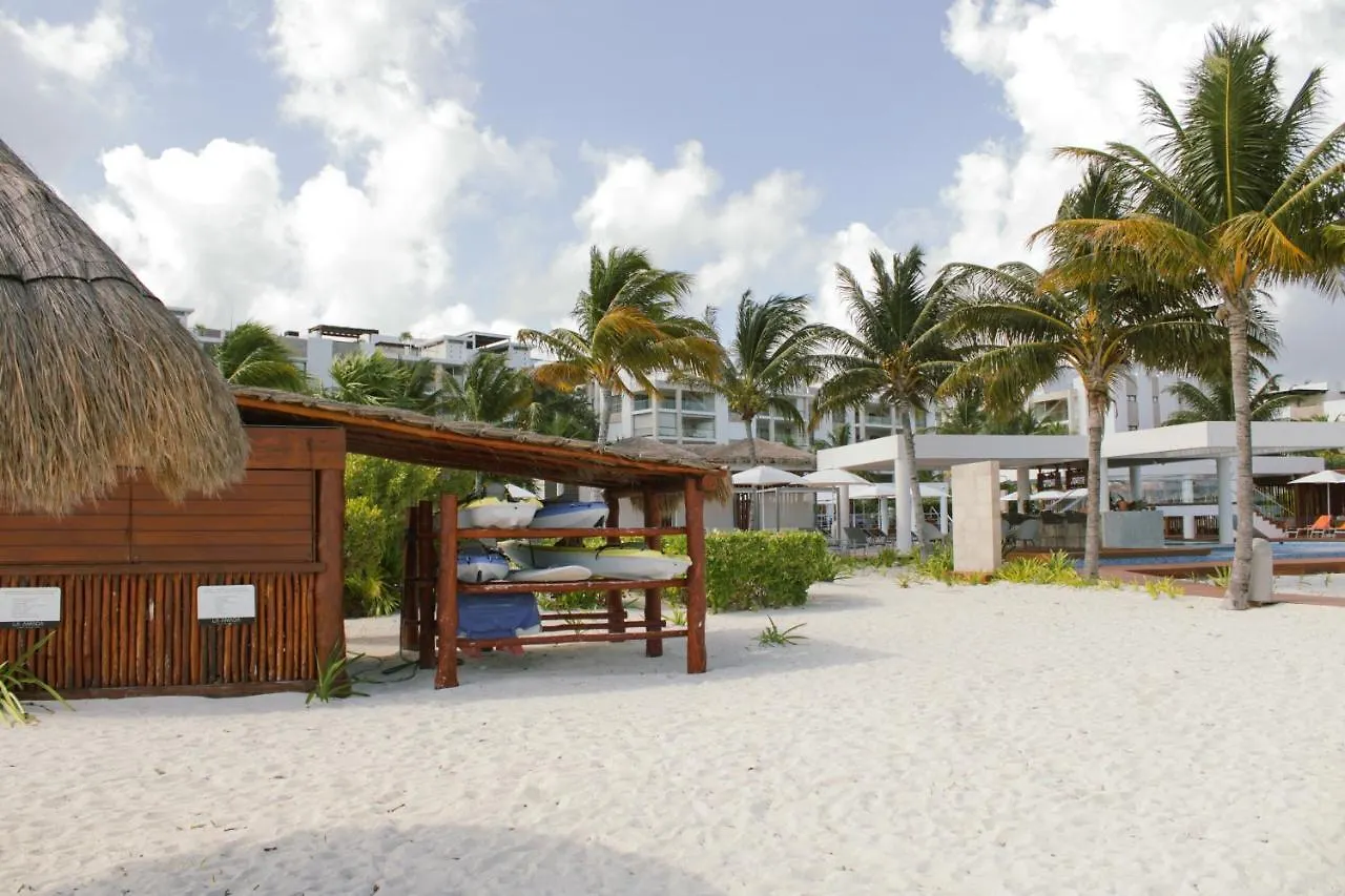 La Amada Cancun Apartment