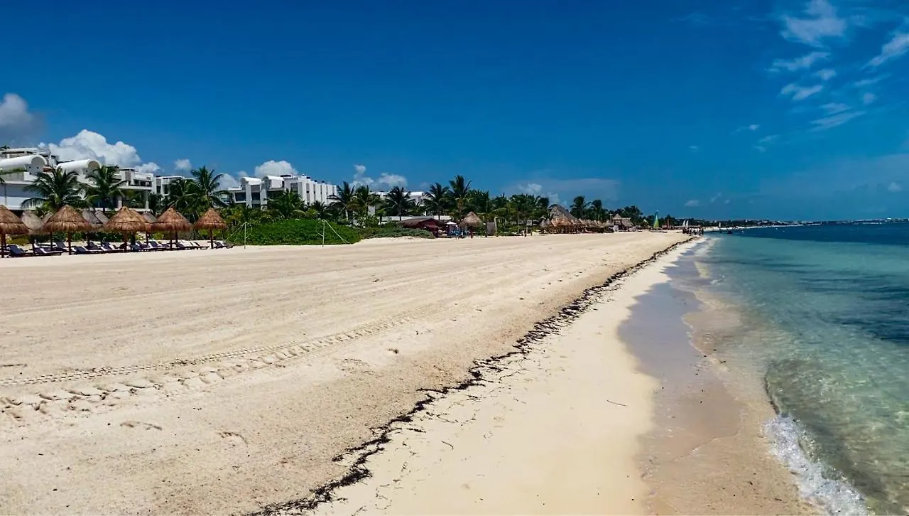 La Amada Cancun Apartment