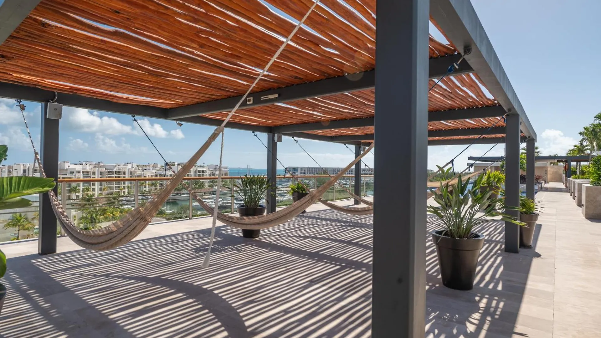 La Amada Cancun Apartment